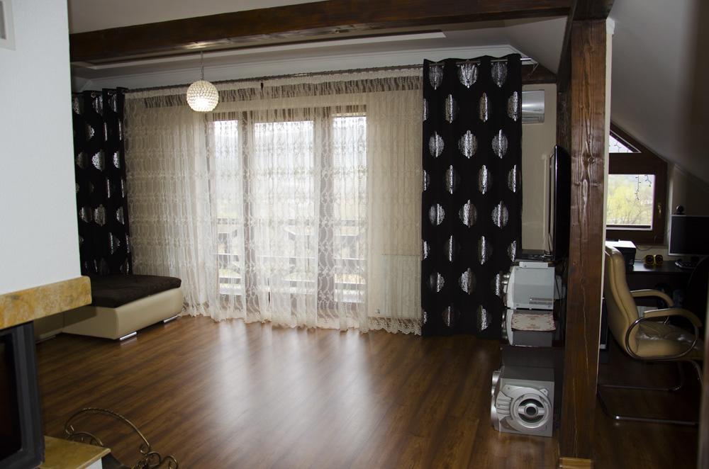 Liubava Hotel โปลยานา ภายนอก รูปภาพ